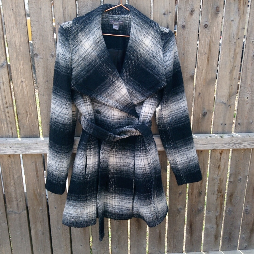 A Pea In The Pod Maternity Ombre Plaid Button Tie Wrap Wool Pea Coat